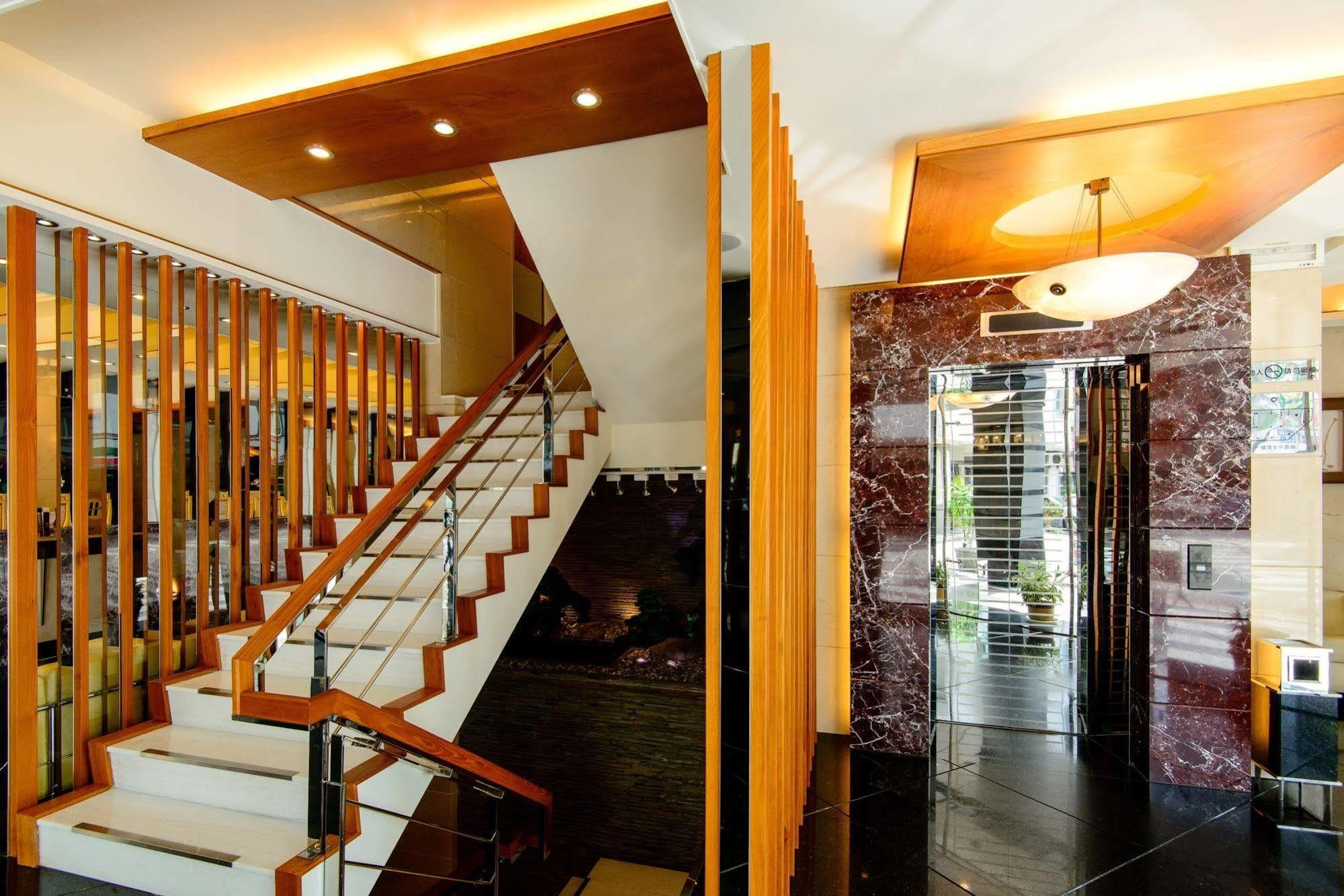 Kao Yuan Hotel - Zhong Shan Taichung Exterior foto